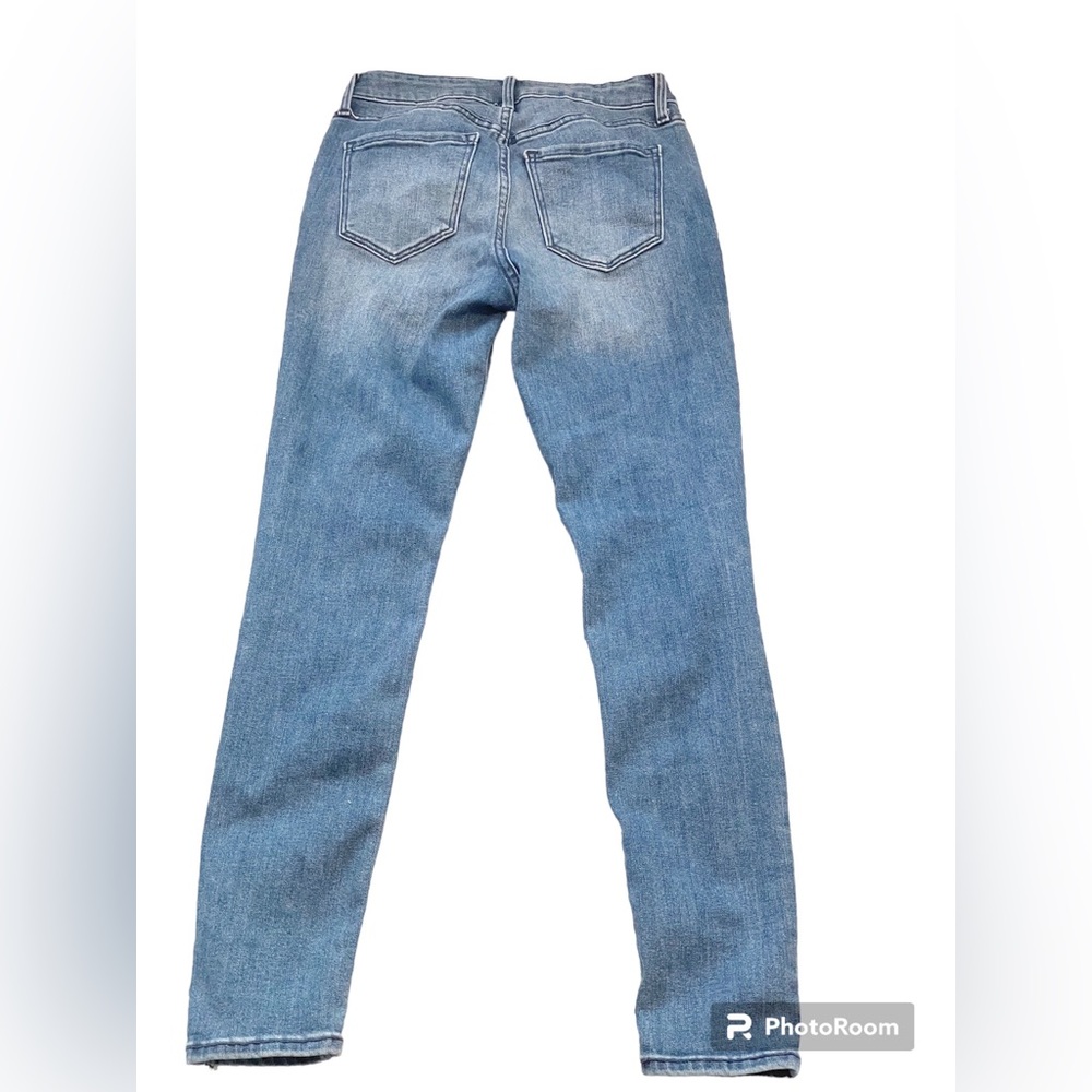 High-rise super skinny jeans from Old Navy No flaws or stains, good condition,